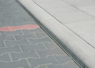 Krawężnik najazdowy betonowy lekki producent ABW superbruk białystok-realizacja-02